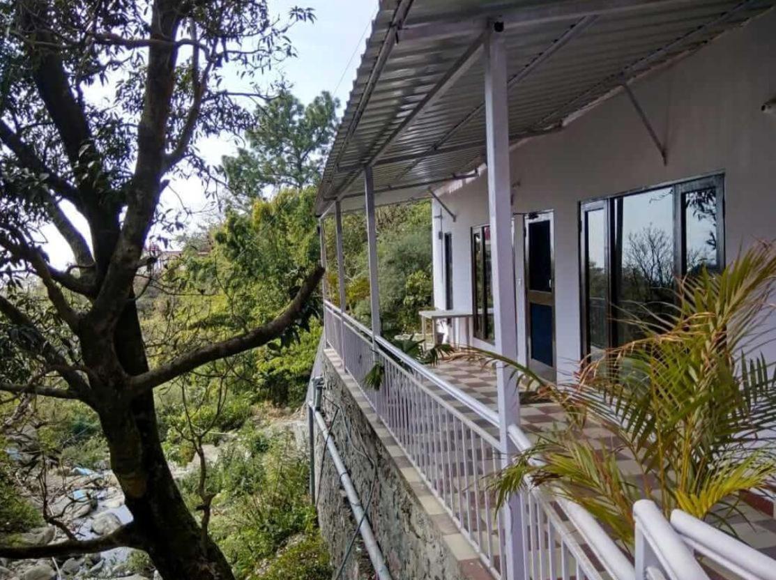 Nazara Home Stay Kasauli Kültér fotó